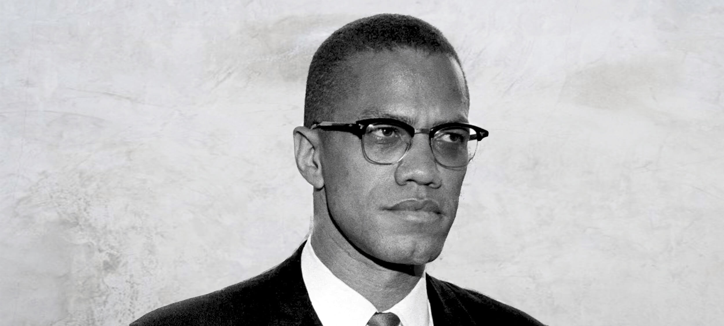 How tall is Malcolm X?